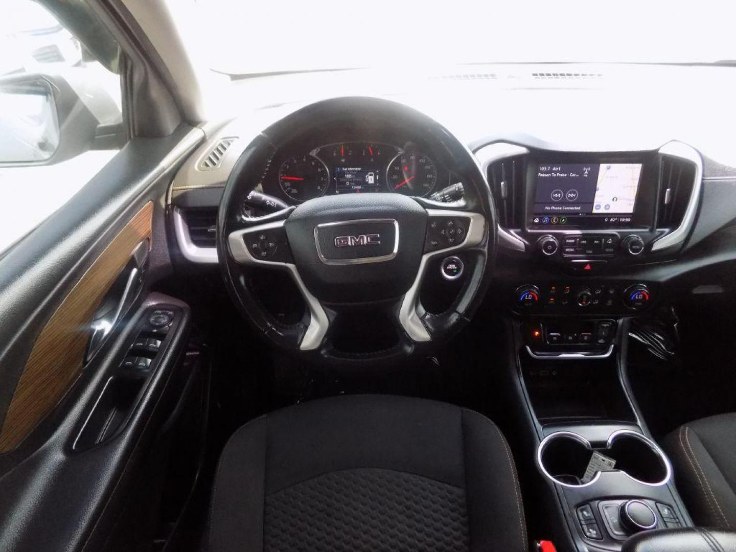 2018 SILVER GMC TERRAIN SLE (3GKALMEV6JL) with an 1.5L engine, Automatic transmission, located at 830 E. Canino Rd., Houston, TX, 77037, (281) 405-0440, 38.358219, -81.729942 - Mihigan title received 05/22/24 from manheim - Photo#15