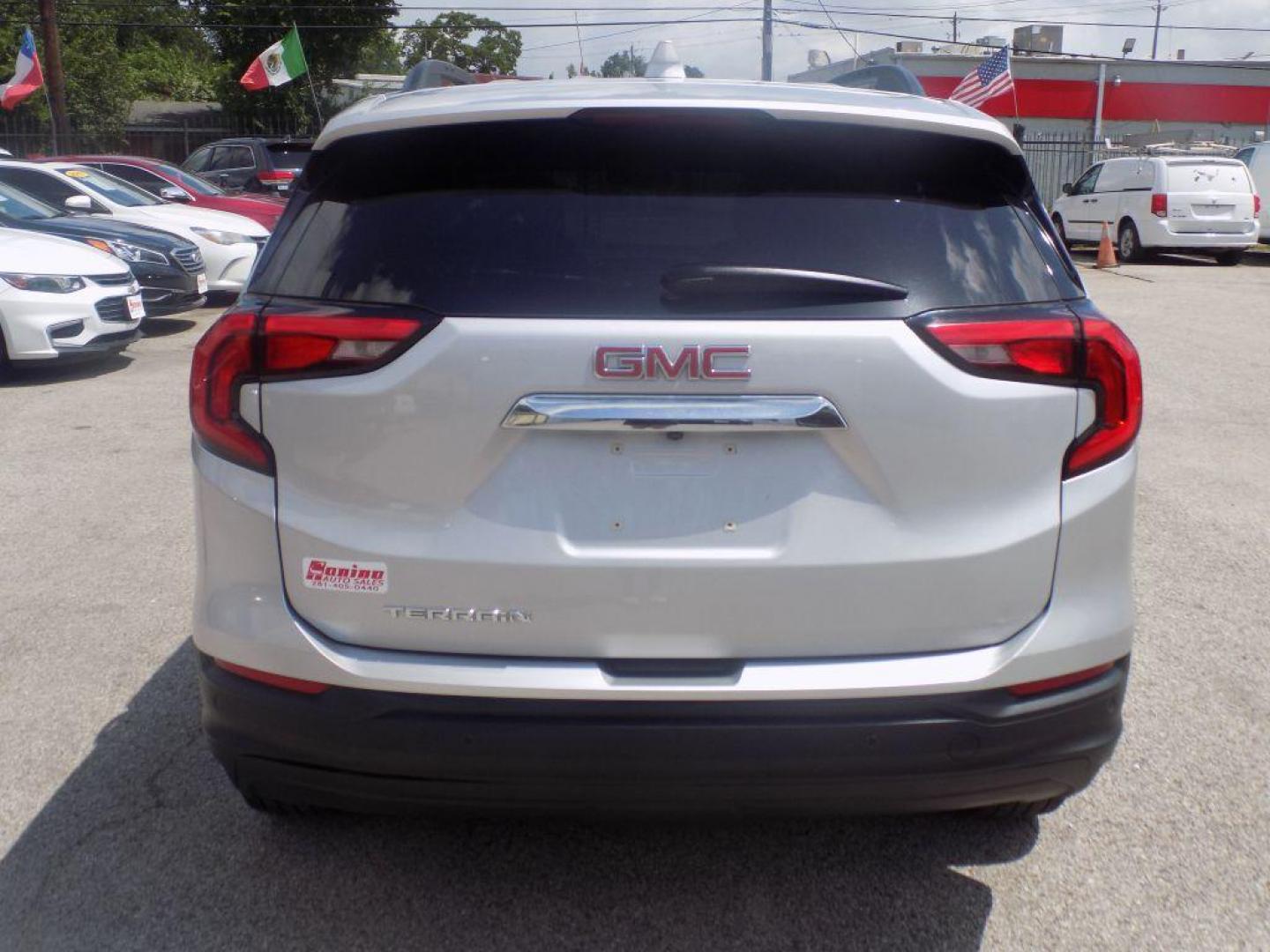 2018 SILVER GMC TERRAIN SLE (3GKALMEV6JL) with an 1.5L engine, Automatic transmission, located at 830 E. Canino Rd., Houston, TX, 77037, (281) 405-0440, 38.358219, -81.729942 - Mihigan title received 05/22/24 from manheim - Photo#6