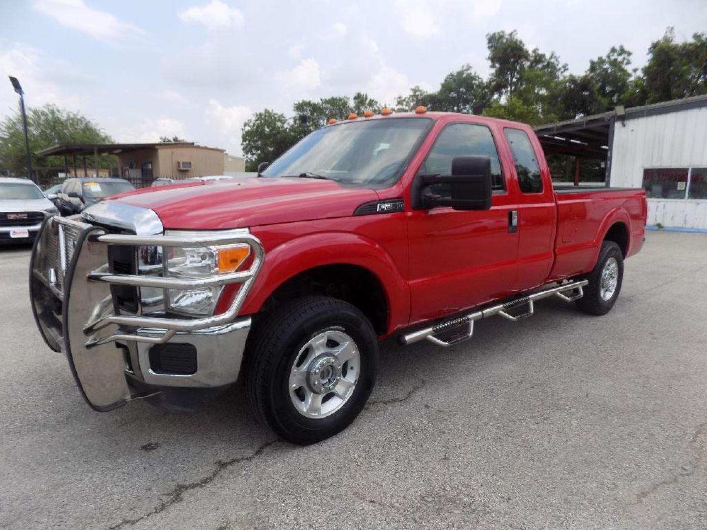 2015 RED FORD F250 SUPER DUTY XL (1FT7X2B64FE) with an 6.2L engine, Automatic transmission, located at 830 E. Canino Rd., Houston, TX, 77037, (281) 405-0440, 38.358219, -81.729942 - Photo#5