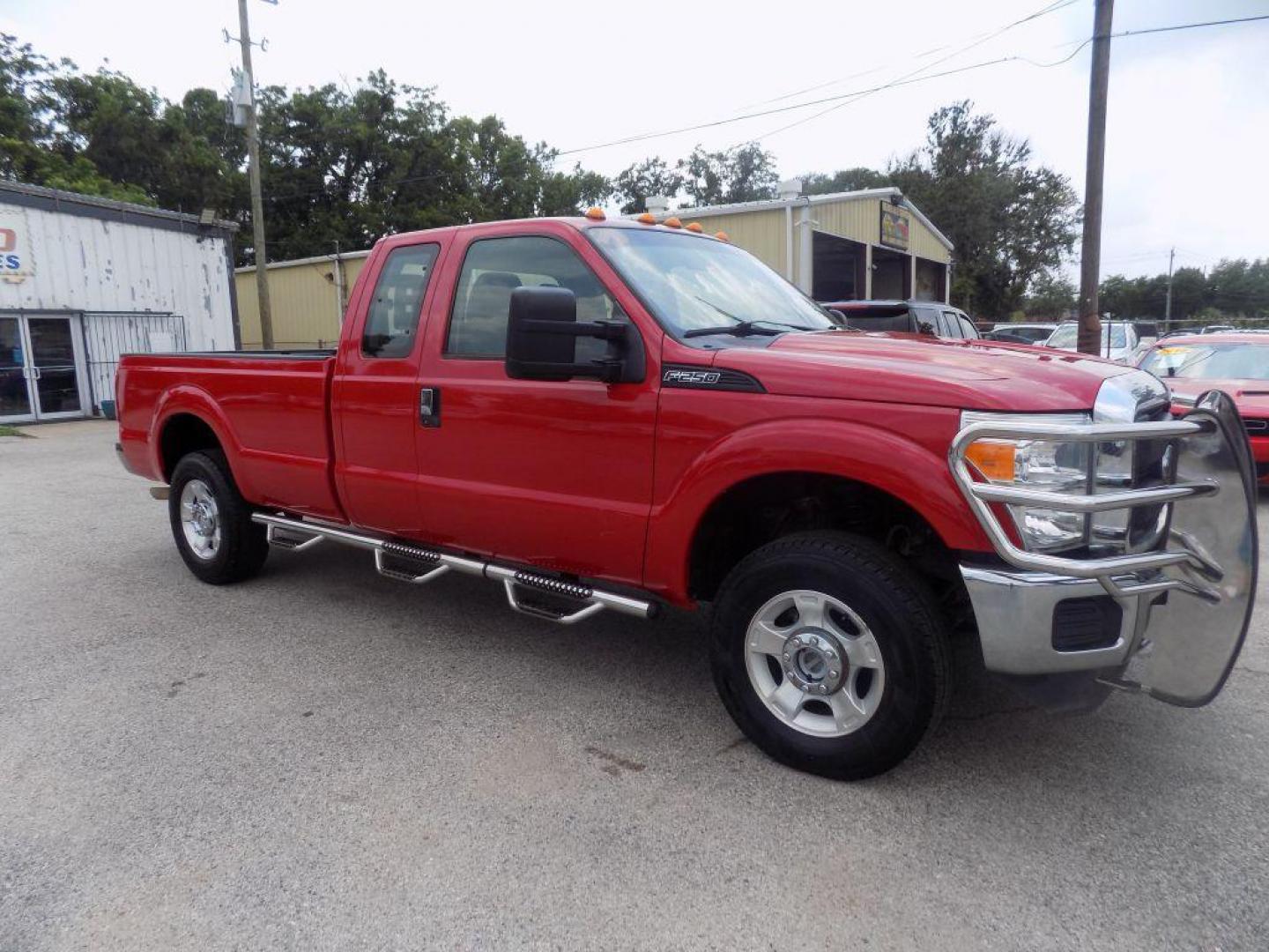 2015 RED FORD F250 SUPER DUTY XL (1FT7X2B64FE) with an 6.2L engine, Automatic transmission, located at 830 E. Canino Rd., Houston, TX, 77037, (281) 405-0440, 38.358219, -81.729942 - Photo#6