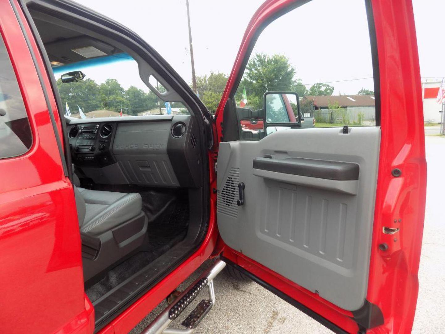 2015 RED FORD F250 SUPER DUTY XL (1FT7X2B64FE) with an 6.2L engine, Automatic transmission, located at 830 E. Canino Rd., Houston, TX, 77037, (281) 405-0440, 38.358219, -81.729942 - Photo#8
