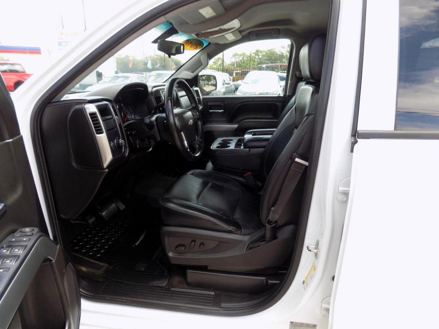 2016 WHITE CHEVROLET SILVERADO 1500 LT (1GCRCREC2GZ) with an 5.3L engine, Automatic transmission, located at 830 E. Canino Rd., Houston, TX, 77037, (281) 405-0440, 38.358219, -81.729942 - Photo#16