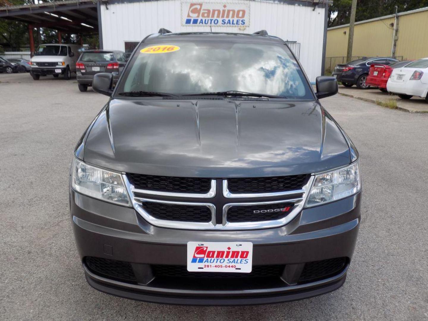 2016 GRAY DODGE JOURNEY SE (3C4PDCAB8GT) with an 2.4L engine, Automatic transmission, located at 830 E. Canino Rd., Houston, TX, 77037, (281) 405-0440, 38.358219, -81.729942 - Photo#0