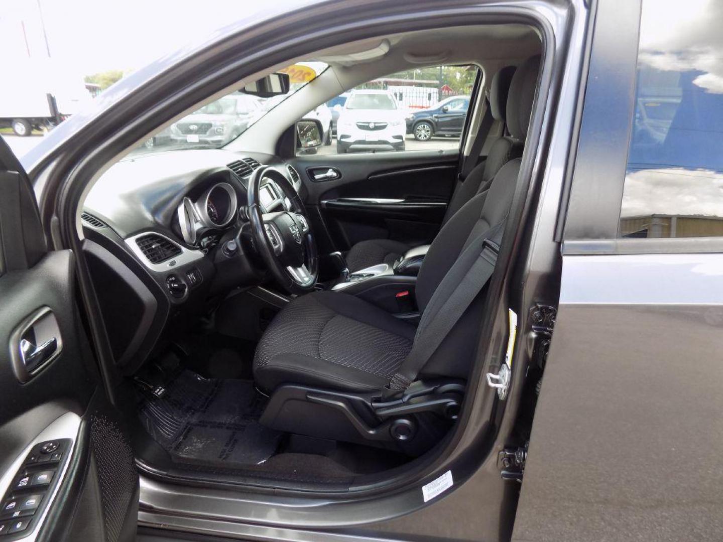 2016 GRAY DODGE JOURNEY SE (3C4PDCAB8GT) with an 2.4L engine, Automatic transmission, located at 830 E. Canino Rd., Houston, TX, 77037, (281) 405-0440, 38.358219, -81.729942 - Photo#16