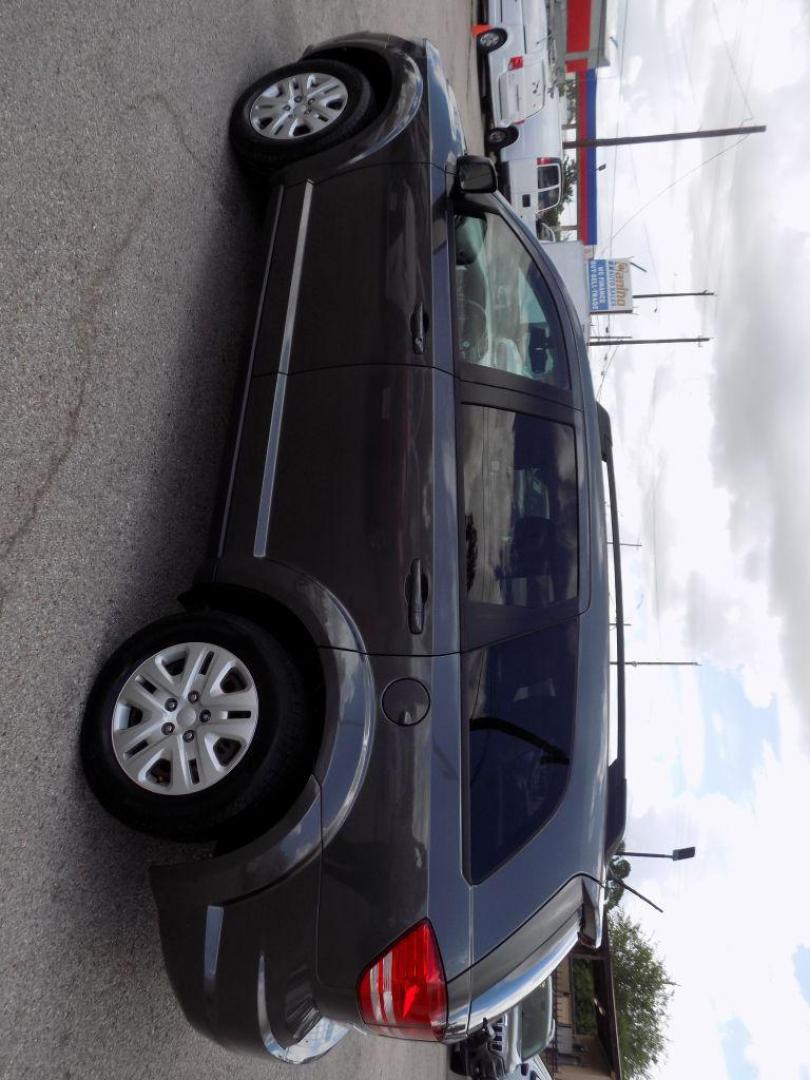 2016 GRAY DODGE JOURNEY SE (3C4PDCAB8GT) with an 2.4L engine, Automatic transmission, located at 830 E. Canino Rd., Houston, TX, 77037, (281) 405-0440, 38.358219, -81.729942 - Photo#4