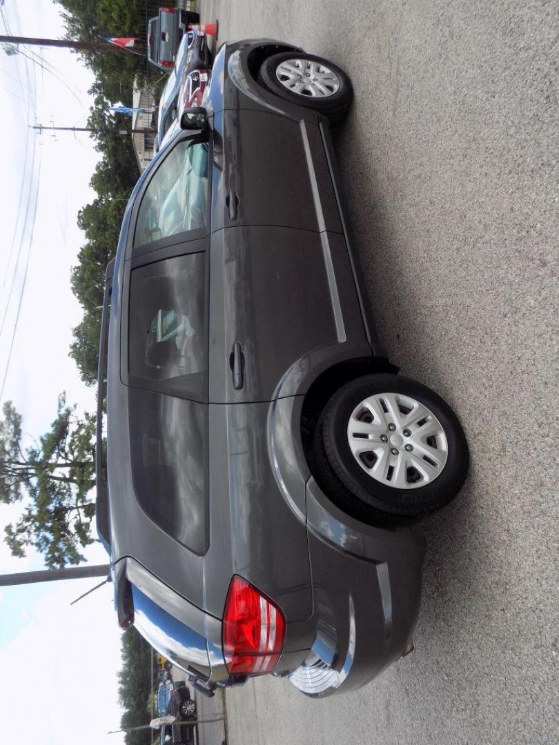 2016 GRAY DODGE JOURNEY SE (3C4PDCAB8GT) with an 2.4L engine, Automatic transmission, located at 830 E. Canino Rd., Houston, TX, 77037, (281) 405-0440, 38.358219, -81.729942 - Photo#7