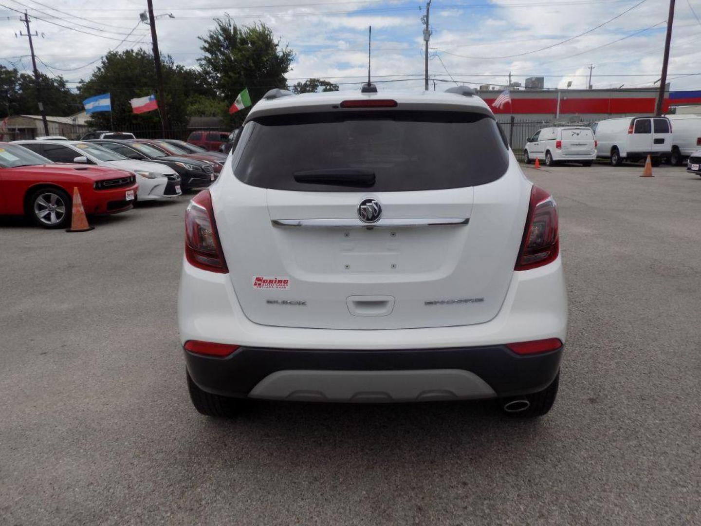 2018 WHITE BUICK ENCORE PREFERRED (KL4CJASB3JB) with an 1.4L engine, Automatic transmission, located at 830 E. Canino Rd., Houston, TX, 77037, (281) 405-0440, 38.358219, -81.729942 - Photo#2