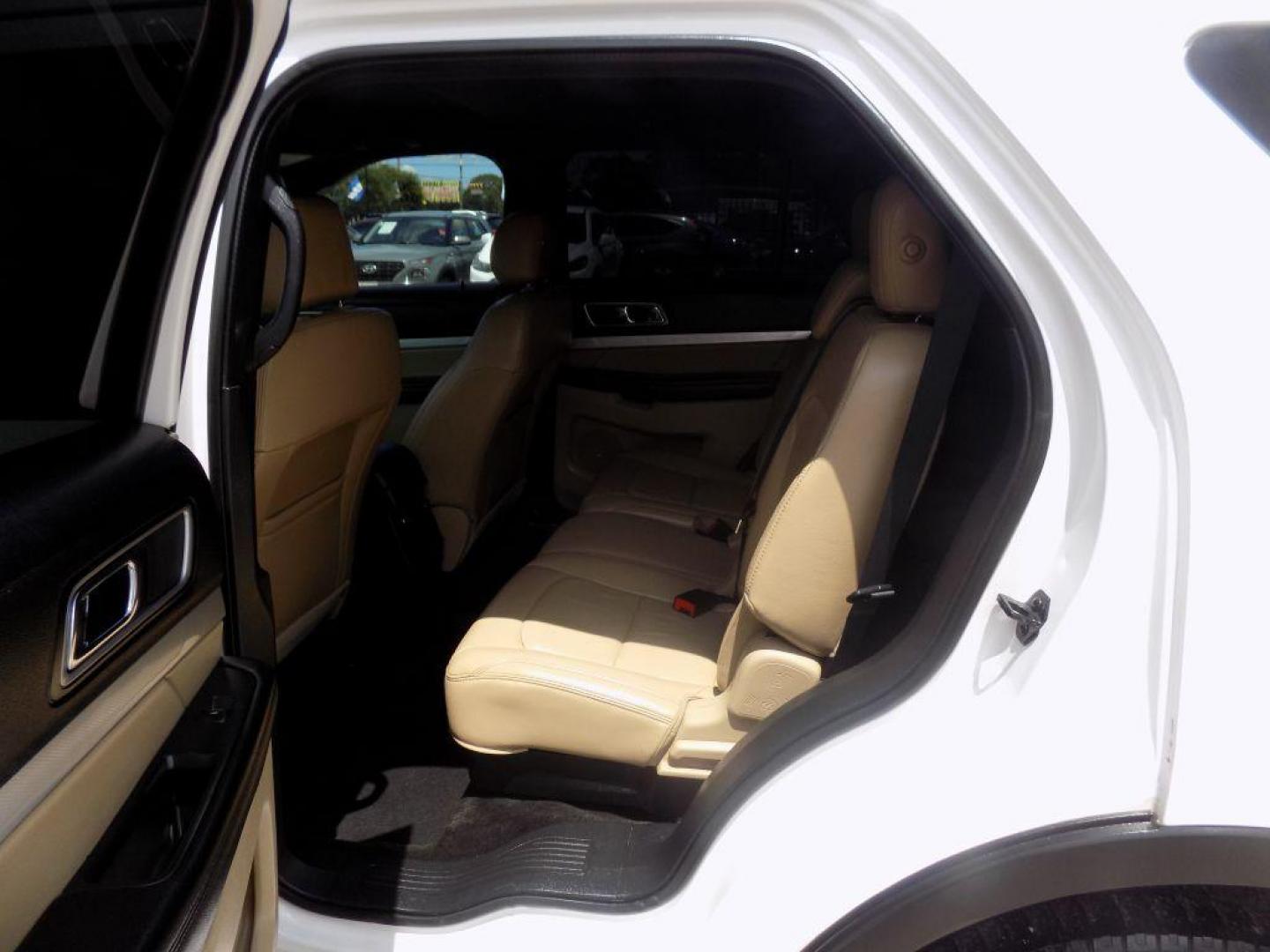 2017 WHITE FORD EXPLORER XLT (1FM5K7DH2HG) with an 2.3L engine, Automatic transmission, located at 830 E. Canino Rd., Houston, TX, 77037, (281) 405-0440, 38.358219, -81.729942 - Photo#13