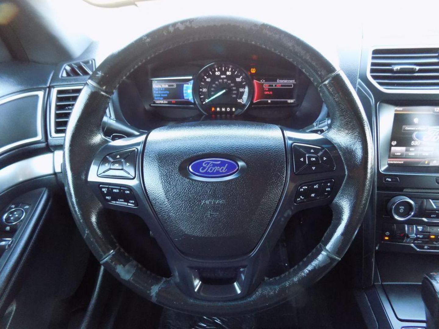 2016 BLACK FORD EXPLORER XLT (1FM5K7D8XGG) with an 3.5L engine, Automatic transmission, located at 830 E. Canino Rd., Houston, TX, 77037, (281) 405-0440, 38.358219, -81.729942 - Photo#22