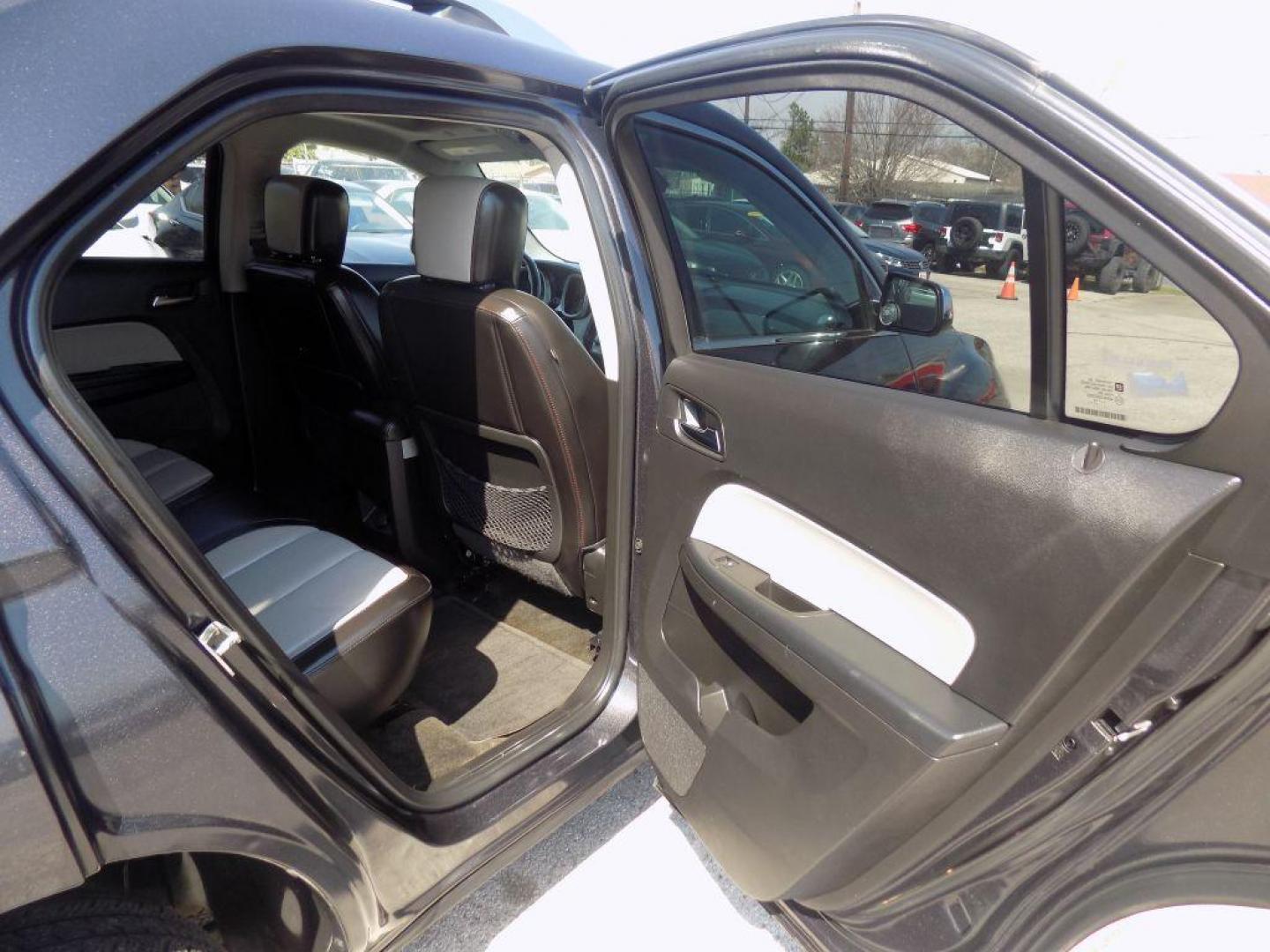 2016 BLACK CHEVROLET EQUINOX LTZ (2GNALDEKXG6) with an 2.4L engine, Automatic transmission, located at 830 E. Canino Rd., Houston, TX, 77037, (281) 405-0440, 38.358219, -81.729942 - Photo#10