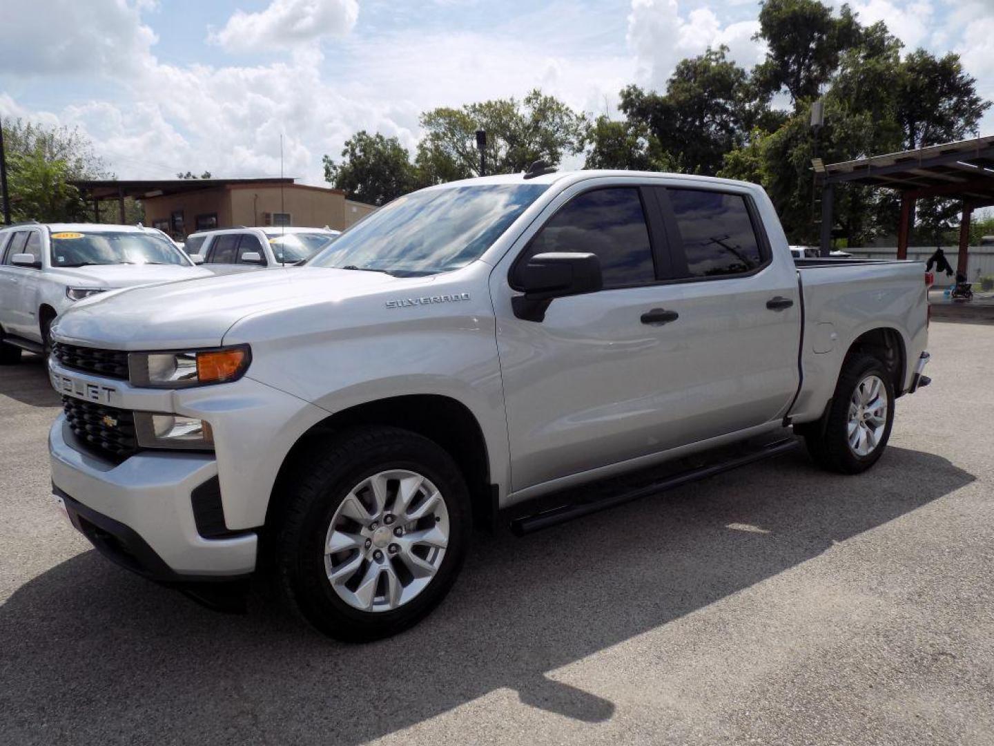 2021 SILVER CHEVROLET SILVERADO 1500 CUSTOM (1GCPWBEH9MZ) with an 4.3L engine, Automatic transmission, located at 830 E. Canino Rd., Houston, TX, 77037, (281) 405-0440, 38.358219, -81.729942 - Photo#1