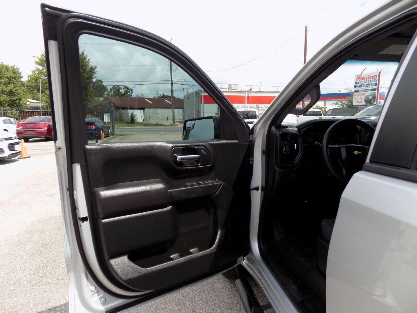 2021 SILVER CHEVROLET SILVERADO 1500 CUSTOM (1GCPWBEH9MZ) with an 4.3L engine, Automatic transmission, located at 830 E. Canino Rd., Houston, TX, 77037, (281) 405-0440, 38.358219, -81.729942 - Photo#8
