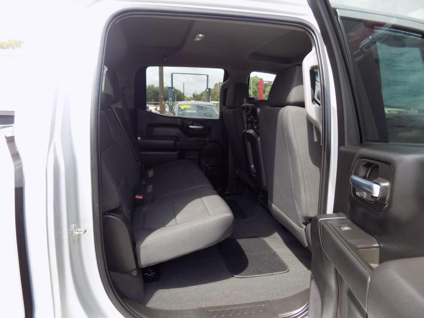 2021 SILVER CHEVROLET SILVERADO 1500 CUSTOM (1GCPWBEH9MZ) with an 4.3L engine, Automatic transmission, located at 830 E. Canino Rd., Houston, TX, 77037, (281) 405-0440, 38.358219, -81.729942 - Photo#15