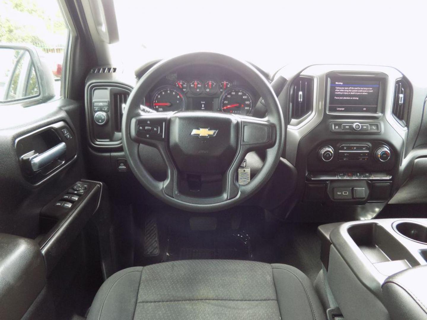 2021 SILVER CHEVROLET SILVERADO 1500 CUSTOM (1GCPWBEH9MZ) with an 4.3L engine, Automatic transmission, located at 830 E. Canino Rd., Houston, TX, 77037, (281) 405-0440, 38.358219, -81.729942 - Photo#18