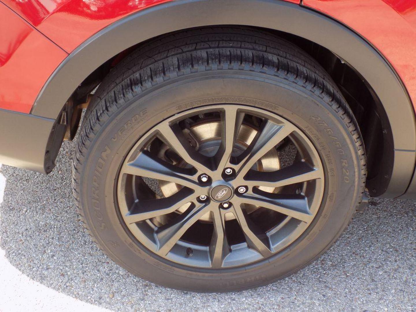 2017 RED FORD EXPLORER XLT (1FM5K7DH8HG) with an 2.3L engine, Automatic transmission, located at 830 E. Canino Rd., Houston, TX, 77037, (281) 405-0440, 38.358219, -81.729942 - Photo#21