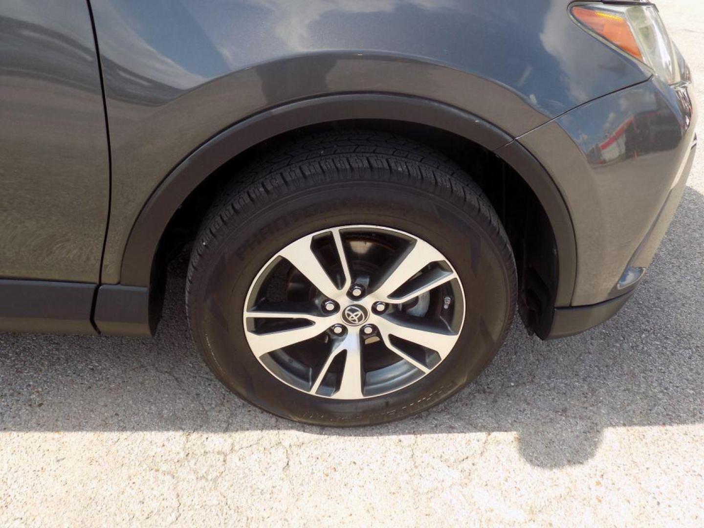 2018 GRAY TOYOTA RAV4 ADVENTURE (2T3WFREV7JW) with an 2.5L engine, Automatic transmission, located at 830 E. Canino Rd., Houston, TX, 77037, (281) 405-0440, 38.358219, -81.729942 - Photo#18