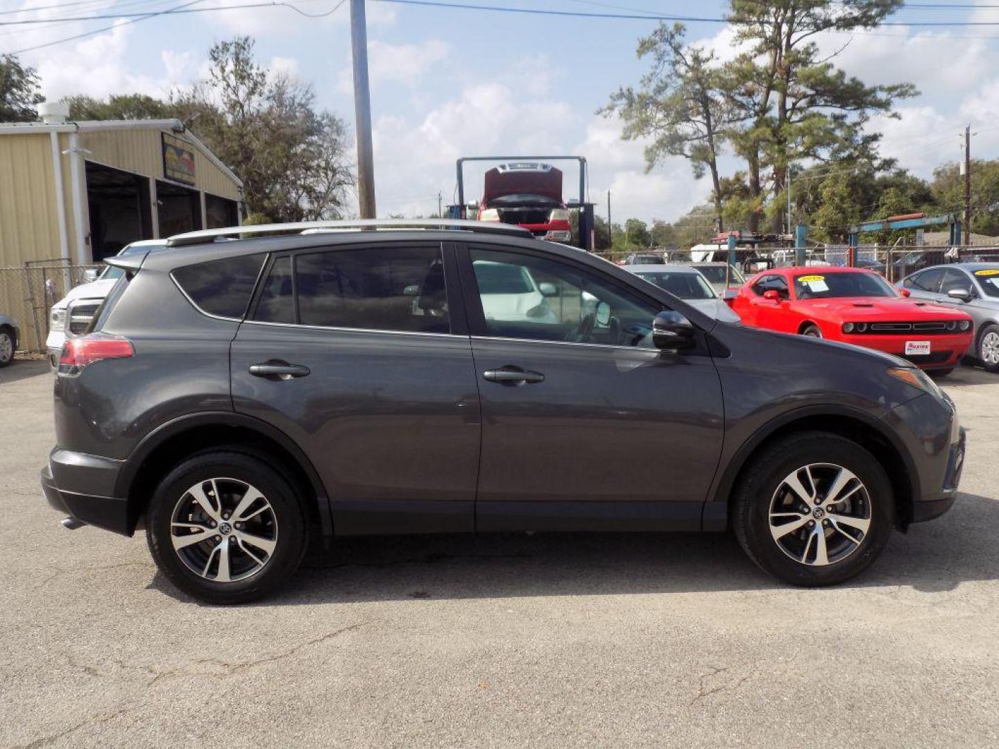 2018 GRAY TOYOTA RAV4 ADVENTURE (2T3WFREV7JW) with an 2.5L engine, Automatic transmission, located at 830 E. Canino Rd., Houston, TX, 77037, (281) 405-0440, 38.358219, -81.729942 - Photo#7