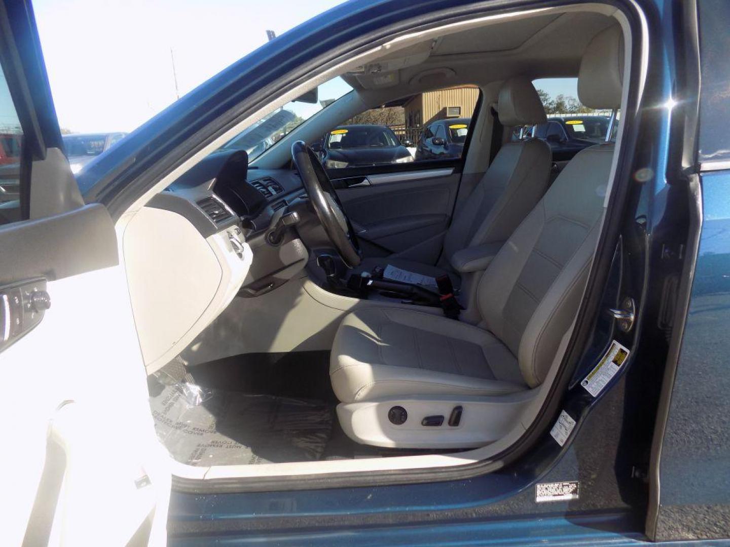 2019 BLUE VOLKSWAGEN PASSAT WOLFSBURG (1VWLA7A33KC) with an 2.0L engine, Automatic transmission, located at 830 E. Canino Rd., Houston, TX, 77037, (281) 405-0440, 38.358219, -81.729942 - Photo#12