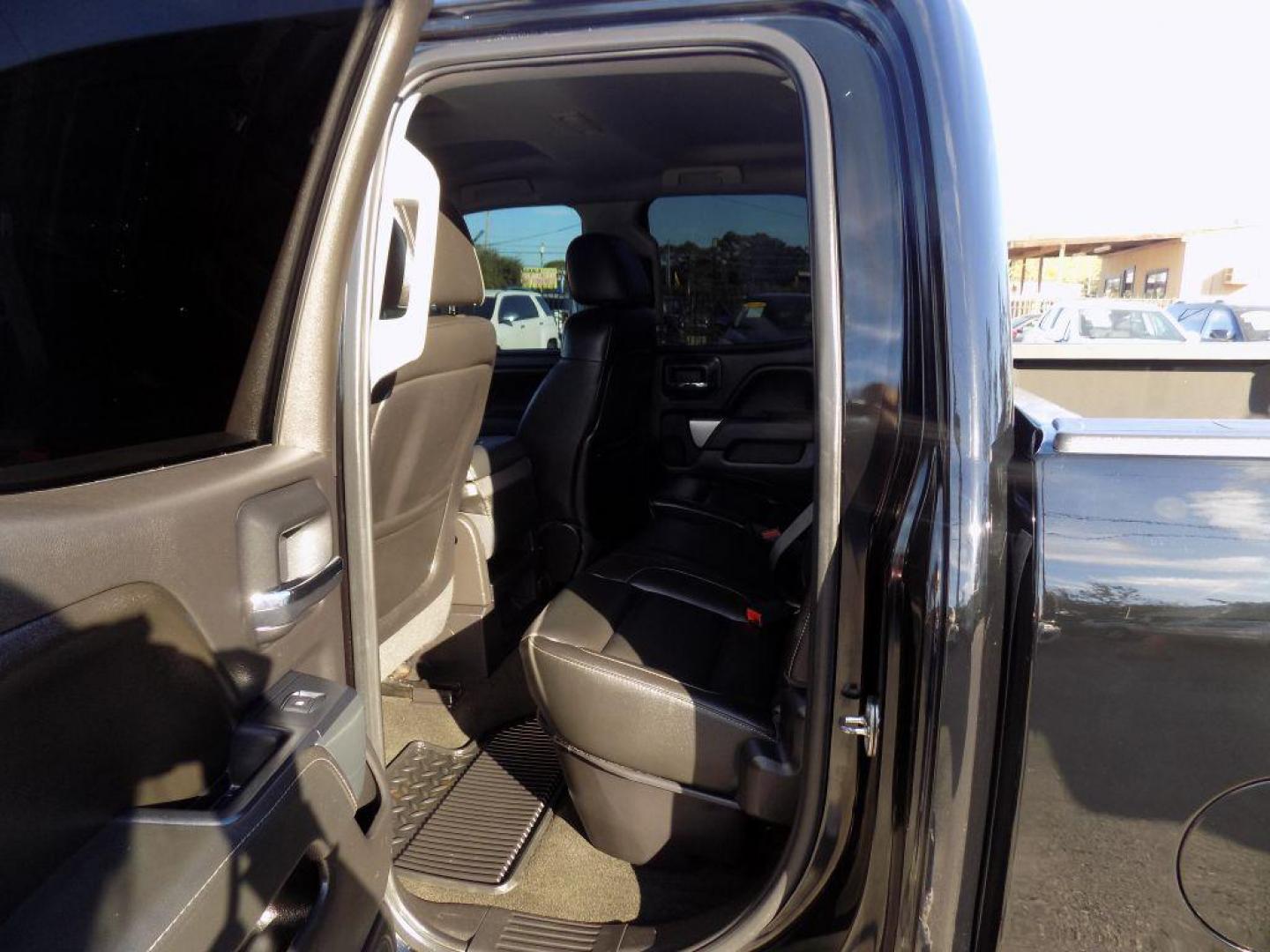 2015 BLACK CHEVROLET SILVERADO 1500 LT (1GCRCREC0FZ) with an 5.3L engine, Automatic transmission, located at 830 E. Canino Rd., Houston, TX, 77037, (281) 405-0440, 38.358219, -81.729942 - Photo#13