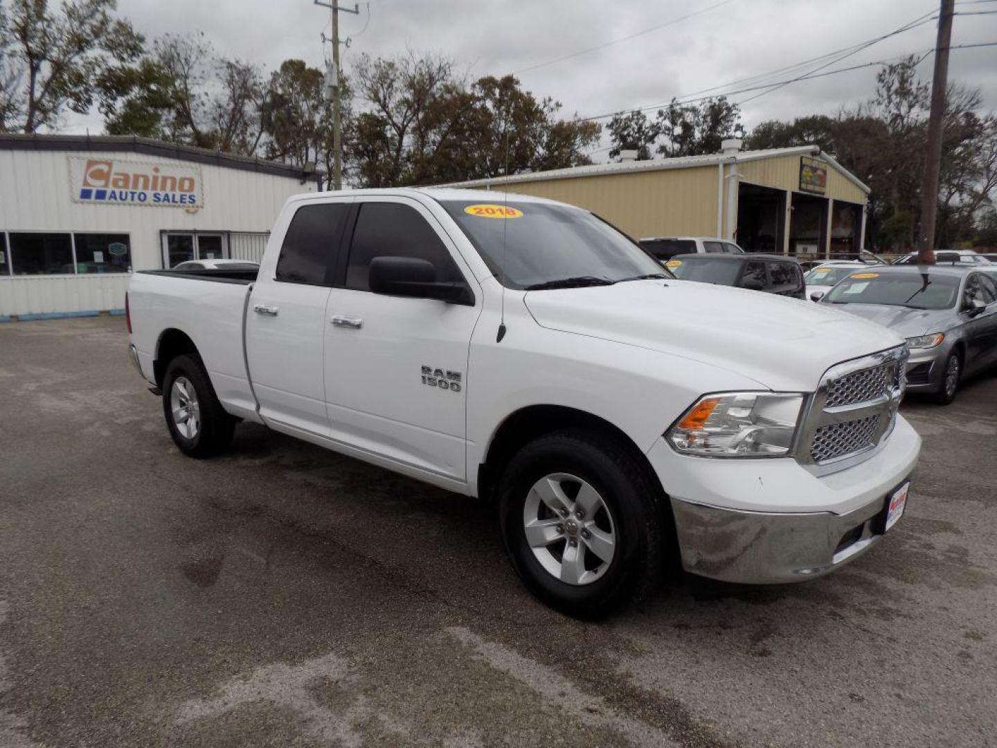 2018 WHITE RAM 1500 SLT (1C6RR6GG6JS) with an 3.6L engine, Automatic transmission, located at 830 E. Canino Rd., Houston, TX, 77037, (281) 405-0440, 38.358219, -81.729942 - Photo#6