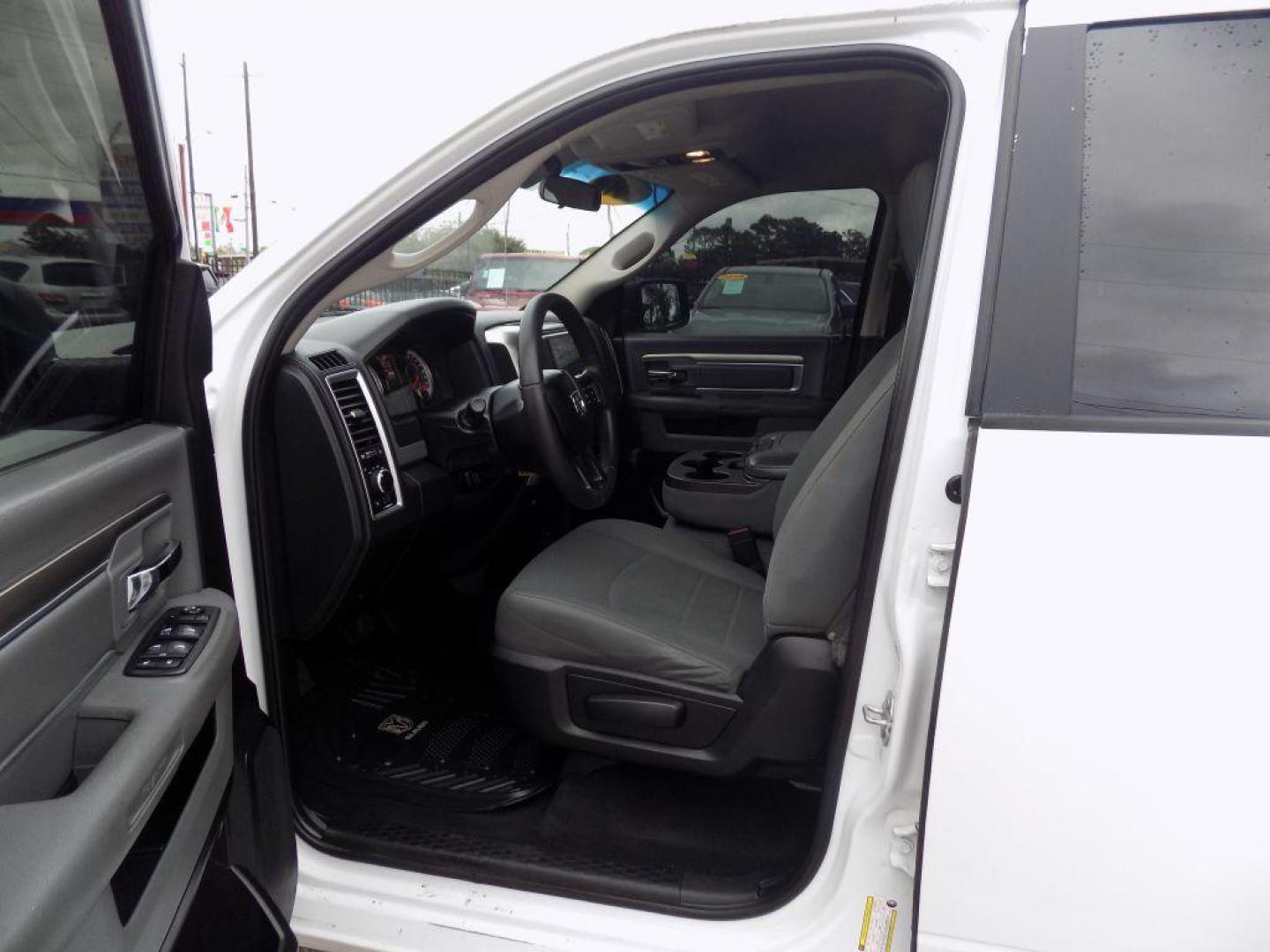 2018 WHITE RAM 1500 SLT (1C6RR6GG6JS) with an 3.6L engine, Automatic transmission, located at 830 E. Canino Rd., Houston, TX, 77037, (281) 405-0440, 38.358219, -81.729942 - Photo#16