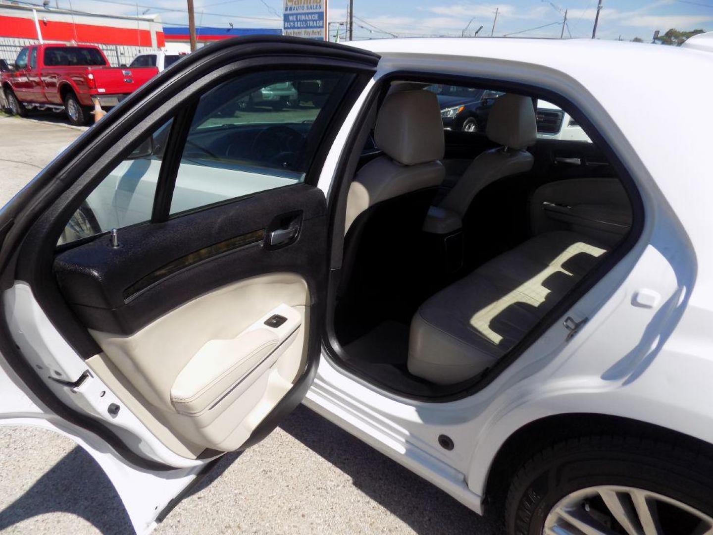 2016 WHITE CHRYSLER 300C (2C3CCAEG8GH) with an 3.6L engine, Automatic transmission, located at 830 E. Canino Rd., Houston, TX, 77037, (281) 405-0440, 38.358219, -81.729942 - Photo#12