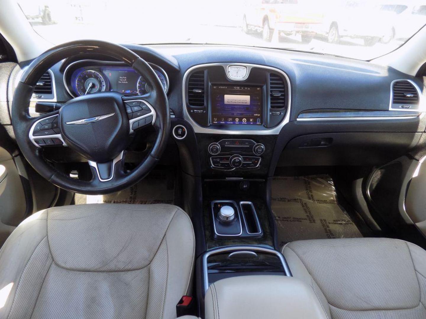 2016 WHITE CHRYSLER 300C (2C3CCAEG8GH) with an 3.6L engine, Automatic transmission, located at 830 E. Canino Rd., Houston, TX, 77037, (281) 405-0440, 38.358219, -81.729942 - Photo#14