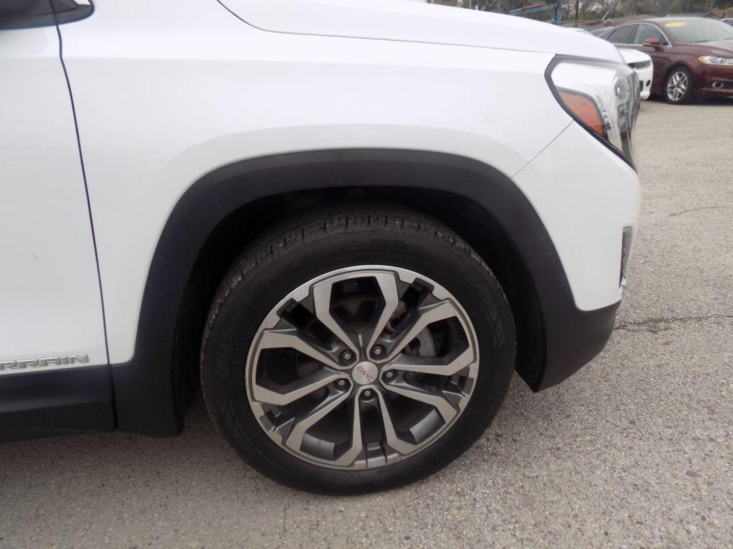 2019 WHITE GMC TERRAIN SLT (3GKALPEV1KL) with an 1.5L engine, Automatic transmission, located at 830 E. Canino Rd., Houston, TX, 77037, (281) 405-0440, 38.358219, -81.729942 - Photo#14