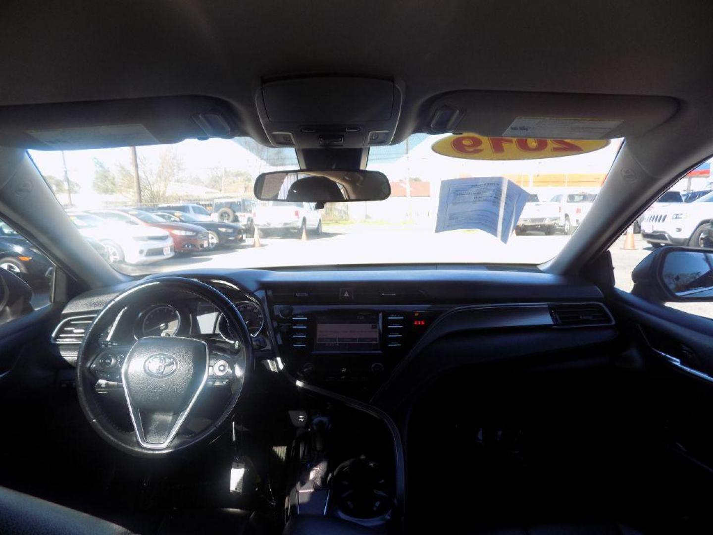 2019 GRAY TOYOTA CAMRY L (4T1B11HKXKU) with an 2.5L engine, Automatic transmission, located at 830 E. Canino Rd., Houston, TX, 77037, (281) 405-0440, 38.358219, -81.729942 - Photo#20