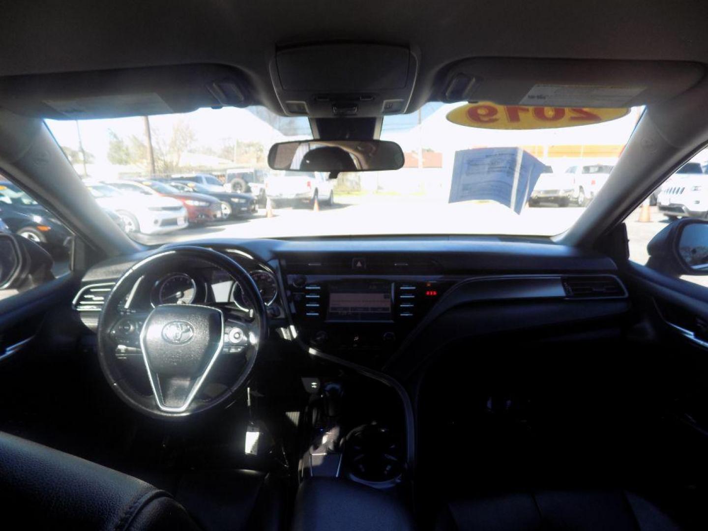 2019 GRAY TOYOTA CAMRY L (4T1B11HKXKU) with an 2.5L engine, Automatic transmission, located at 830 E. Canino Rd., Houston, TX, 77037, (281) 405-0440, 38.358219, -81.729942 - Photo#21