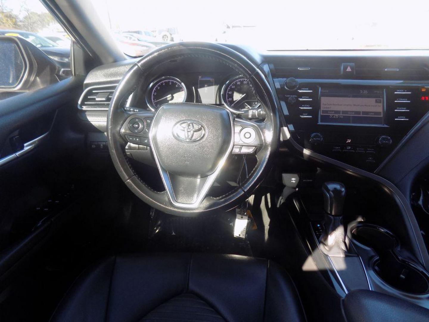 2019 GRAY TOYOTA CAMRY L (4T1B11HKXKU) with an 2.5L engine, Automatic transmission, located at 830 E. Canino Rd., Houston, TX, 77037, (281) 405-0440, 38.358219, -81.729942 - Photo#23
