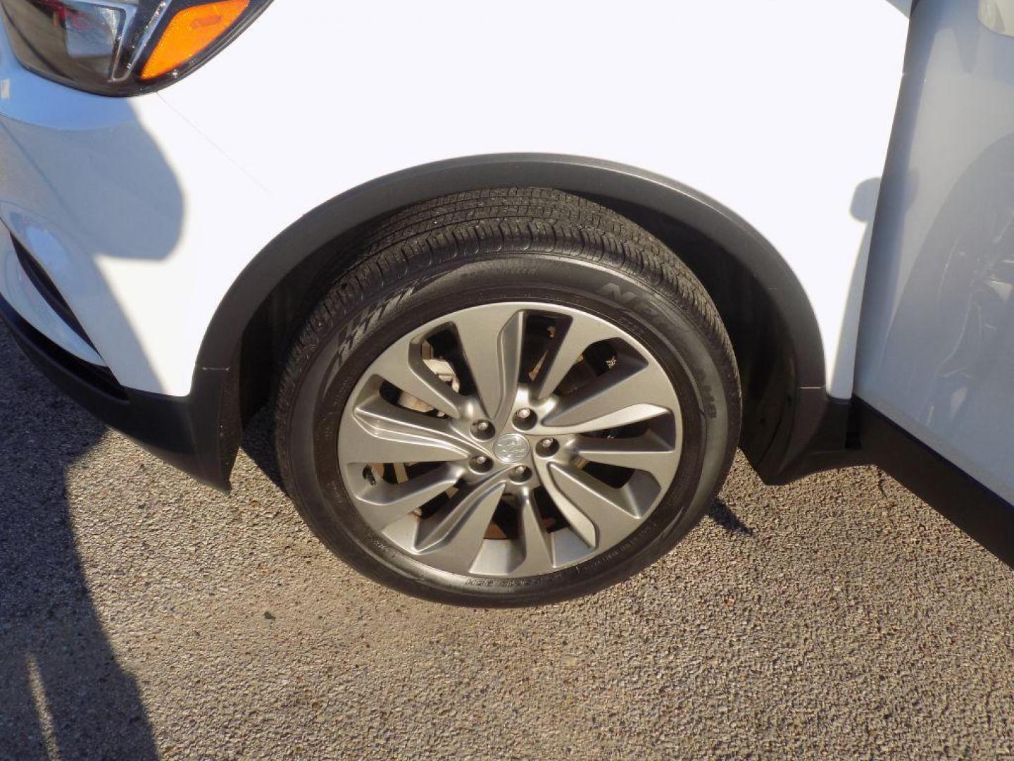 2018 WHITE BUICK ENCORE PREFERRED (KL4CJASB5JB) with an 1.4L engine, Automatic transmission, located at 830 E. Canino Rd., Houston, TX, 77037, (281) 405-0440, 38.358219, -81.729942 - Photo#18