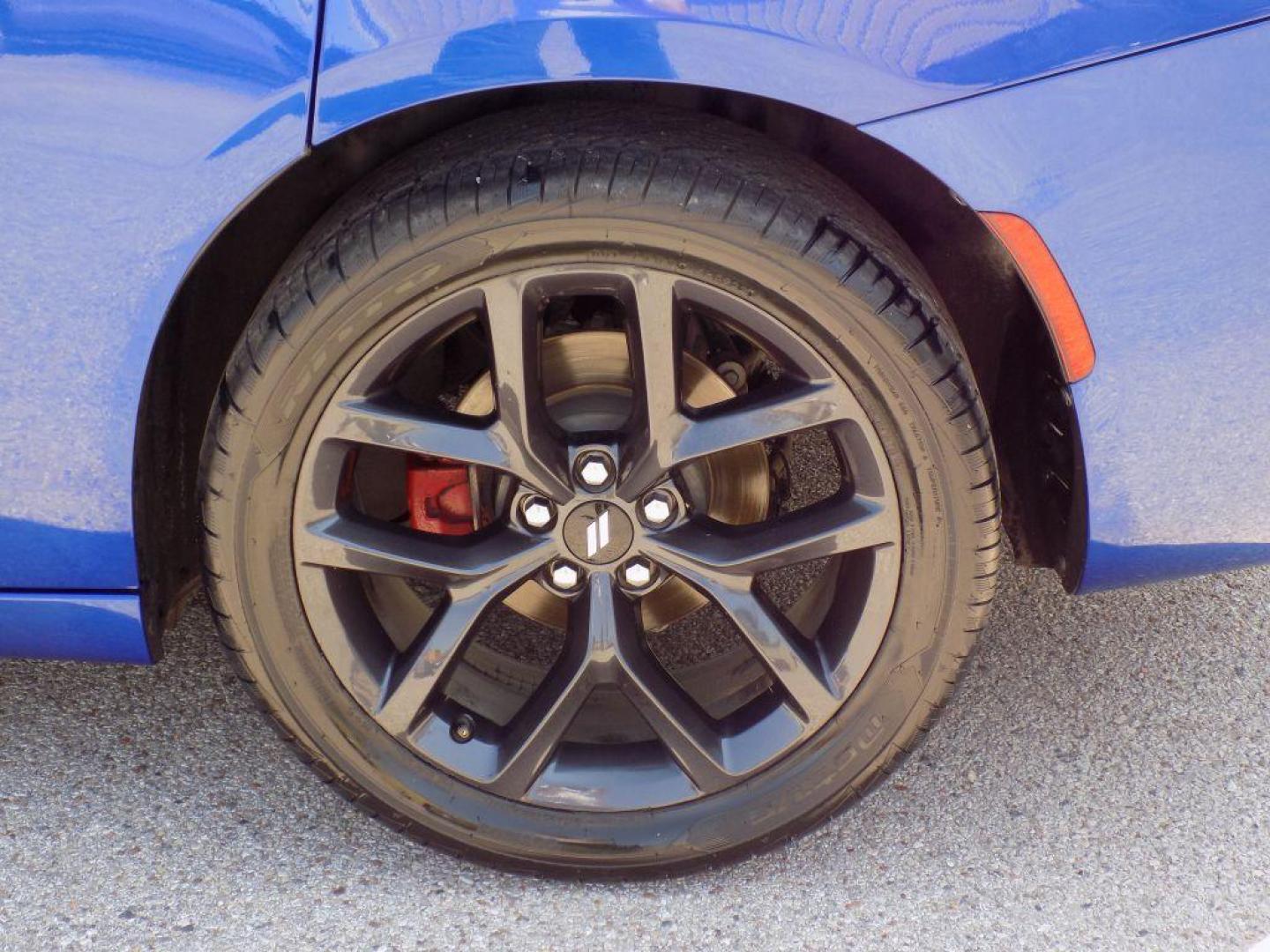 2019 BLUE DODGE CHARGER SXT (2C3CDXBG3KH) with an 3.6L engine, Automatic transmission, located at 830 E. Canino Rd., Houston, TX, 77037, (281) 405-0440, 38.358219, -81.729942 - Photo#15