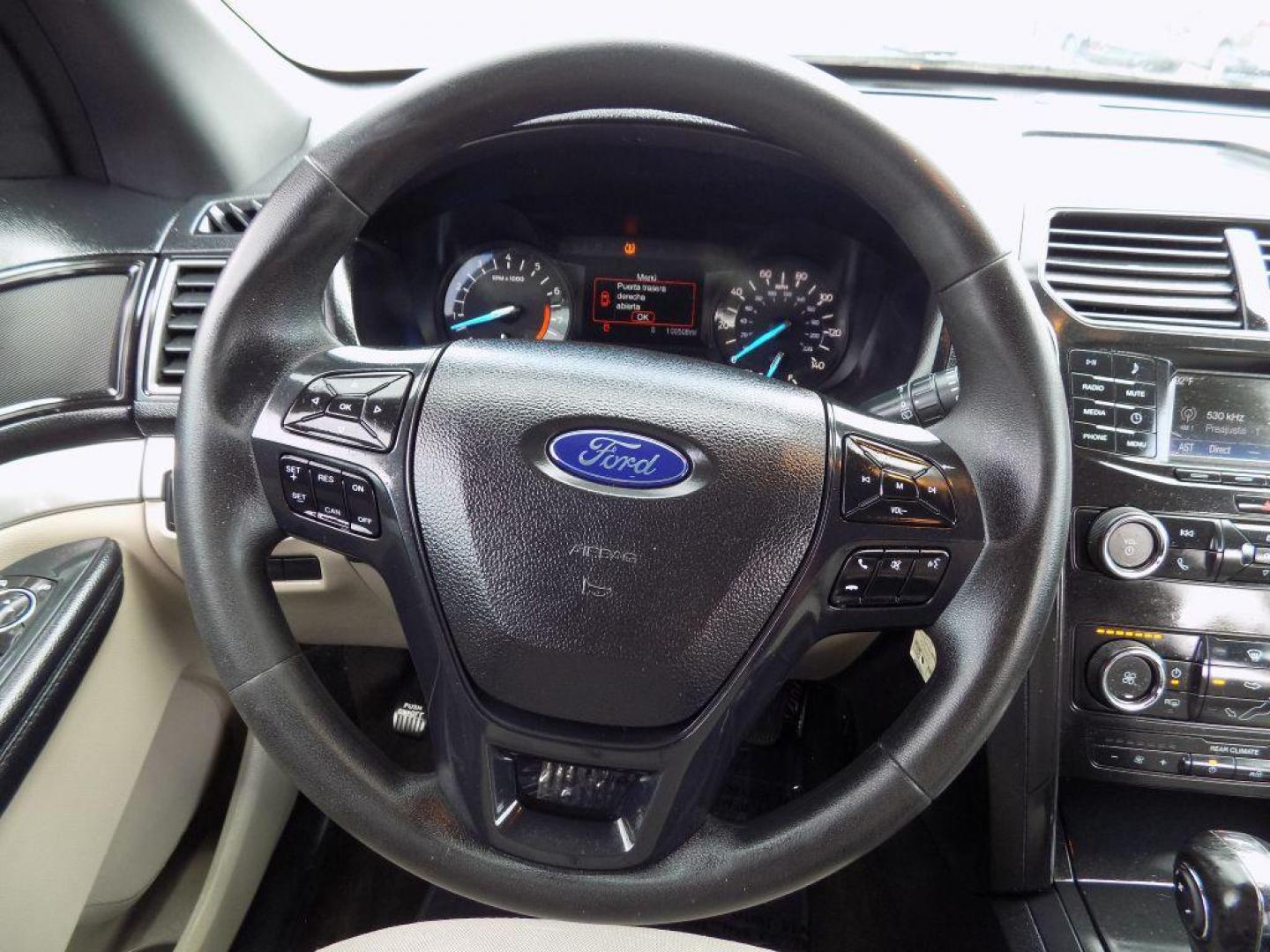 2018 BLUE FORD EXPLORER (1FM5K8B8XJG) with an 3.5L engine, Automatic transmission, located at 830 E. Canino Rd., Houston, TX, 77037, (281) 405-0440, 38.358219, -81.729942 - Photo#16