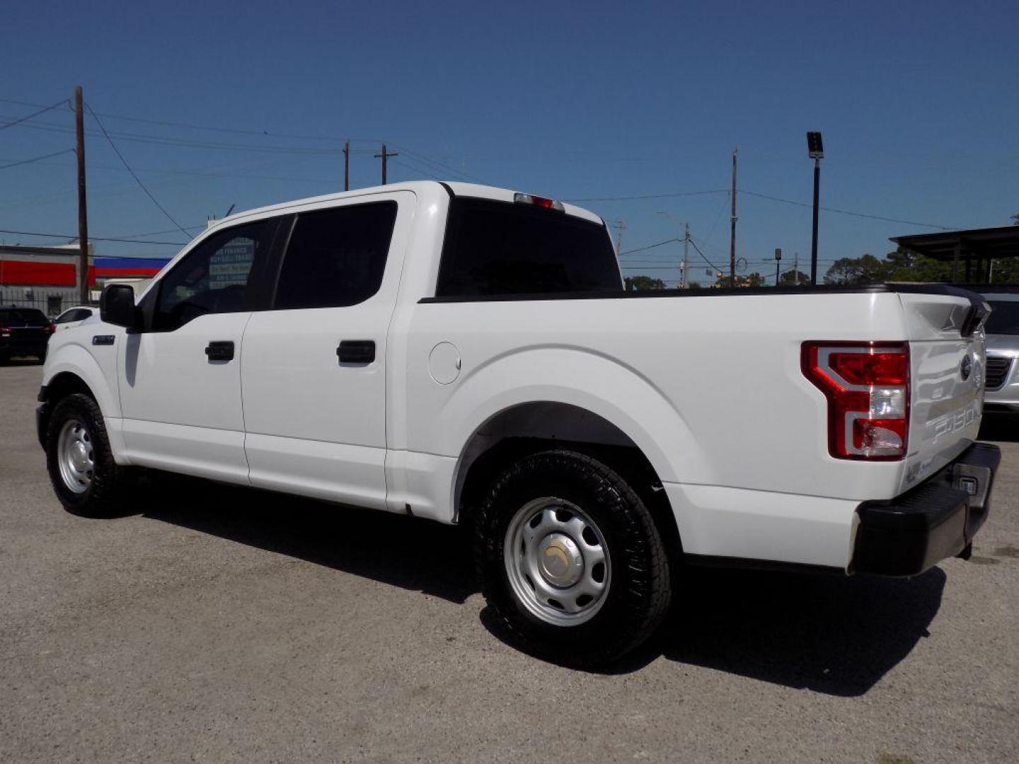 2020 WHITE FORD F150 SUPERCREW (1FTEW1CB6LK) with an 3.3L engine, Automatic transmission, located at 830 E. Canino Rd., Houston, TX, 77037, (281) 405-0440, 38.358219, -81.729942 - Photo#3