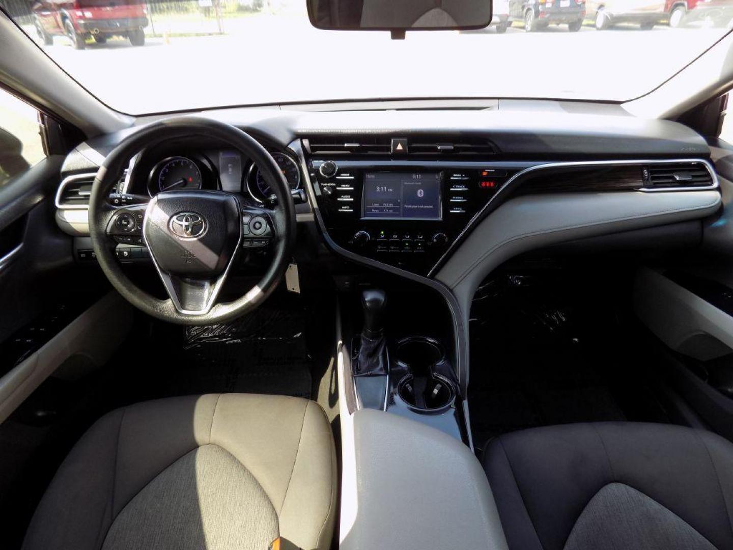 2018 SILVER TOYOTA CAMRY L (JTNB11HK1J3) with an 2.5L engine, Automatic transmission, located at 830 E. Canino Rd., Houston, TX, 77037, (281) 405-0440, 38.358219, -81.729942 - Photo#12