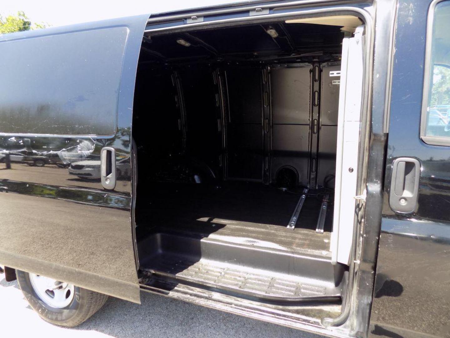 2017 BLACK CHEVROLET EXPRESS G2500 (1GCWGAFF5H1) with an 4.8L engine, Automatic transmission, located at 830 E. Canino Rd., Houston, TX, 77037, (281) 405-0440, 38.358219, -81.729942 - Photo#10