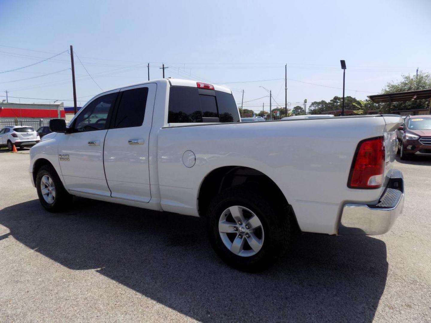 2017 WHITE RAM 1500 SLT (1C6RR6GG6HS) with an 3.6L engine, Automatic transmission, located at 830 E. Canino Rd., Houston, TX, 77037, (281) 405-0440, 38.358219, -81.729942 - Photo#3