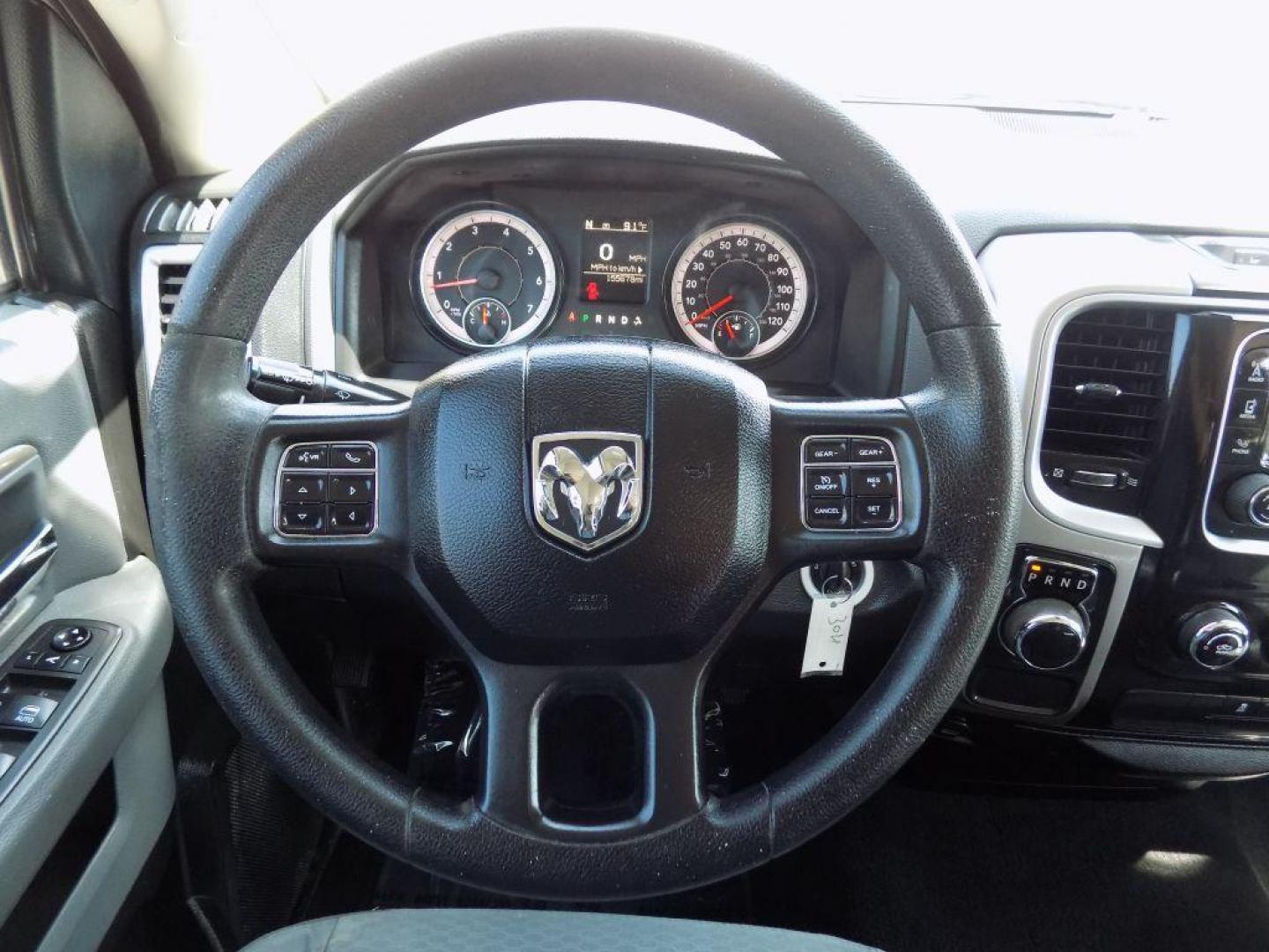 2017 WHITE RAM 1500 SLT (1C6RR6GG6HS) with an 3.6L engine, Automatic transmission, located at 830 E. Canino Rd., Houston, TX, 77037, (281) 405-0440, 38.358219, -81.729942 - Photo#17