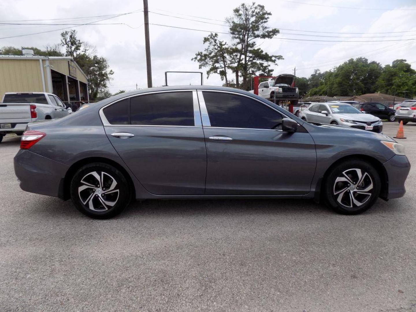 2017 GRAY HONDA ACCORD LX (1HGCR2F37HA) with an 2.4L engine, Continuously Variable transmission, located at 830 E. Canino Rd., Houston, TX, 77037, (281) 405-0440, 38.358219, -81.729942 - Photo#6