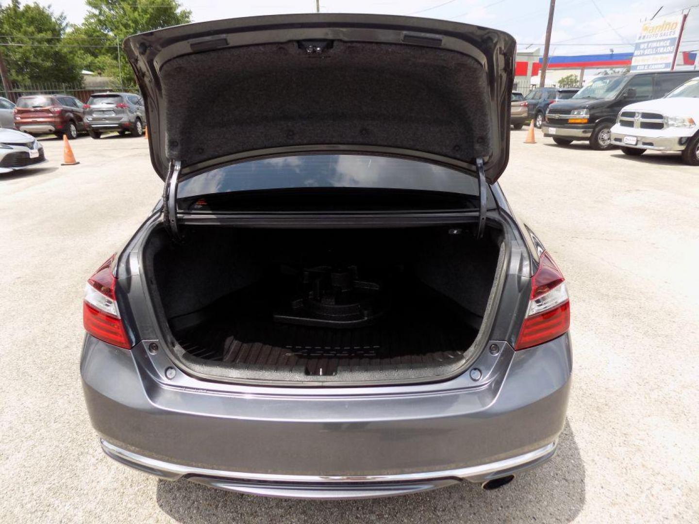 2017 GRAY HONDA ACCORD LX (1HGCR2F37HA) with an 2.4L engine, Continuously Variable transmission, located at 830 E. Canino Rd., Houston, TX, 77037, (281) 405-0440, 38.358219, -81.729942 - Photo#12
