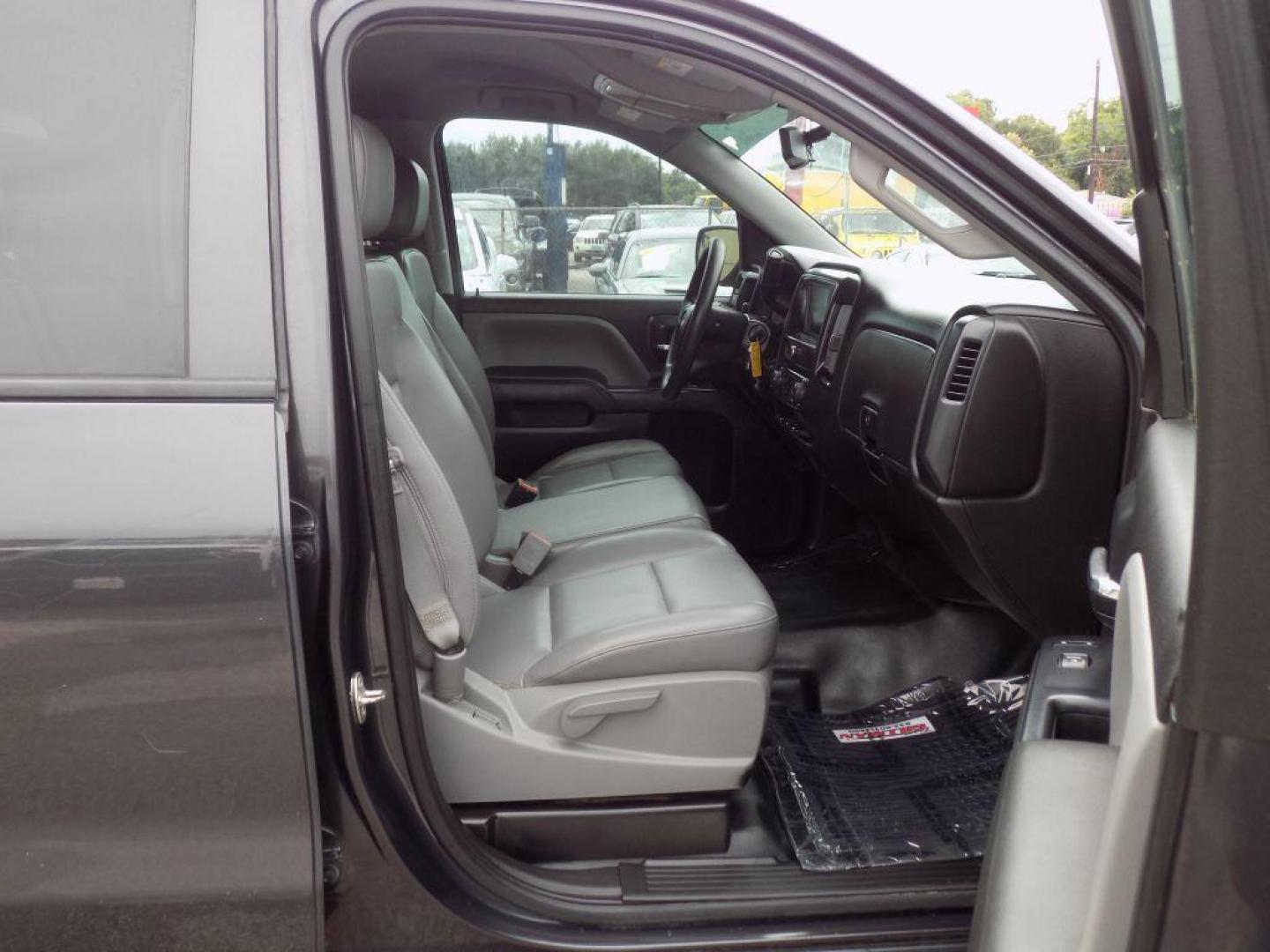 2016 BLACK CHEVROLET SILVERADO 1500 (1GCRCNEH9GZ) with an 4.3L engine, Automatic transmission, located at 830 E. Canino Rd., Houston, TX, 77037, (281) 405-0440, 38.358219, -81.729942 - Photo#10