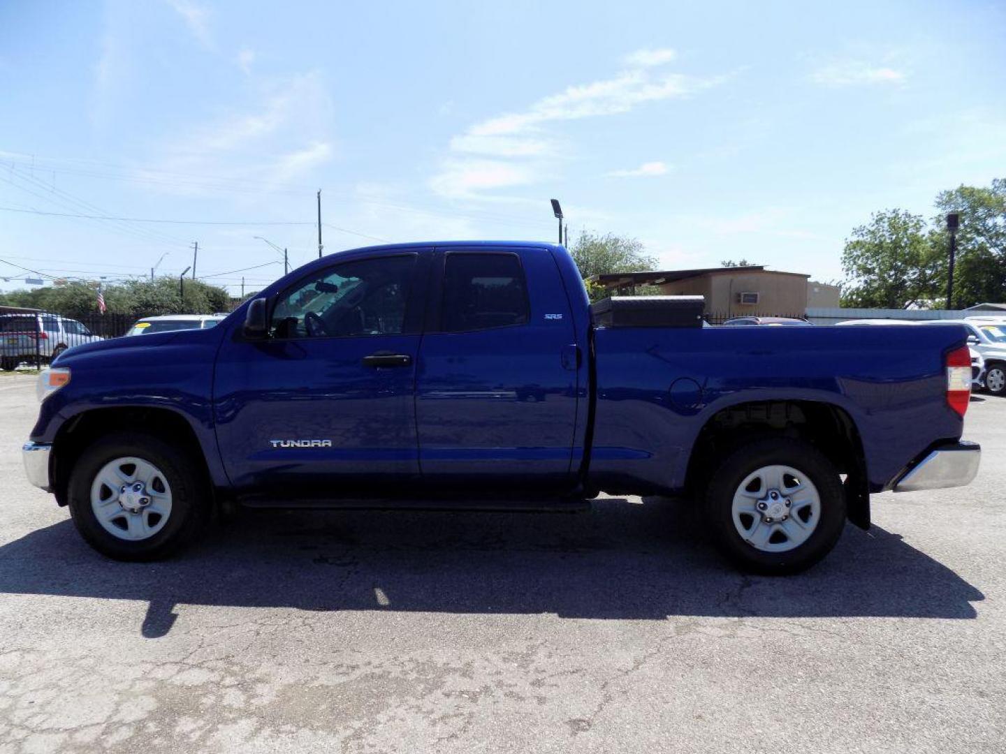 2015 BLUE TOYOTA TUNDRA DOUBLE CAB SR (5TFRM5F13FX) with an 4.6L engine, Automatic transmission, located at 830 E. Canino Rd., Houston, TX, 77037, (281) 405-0440, 38.358219, -81.729942 - Photo#2