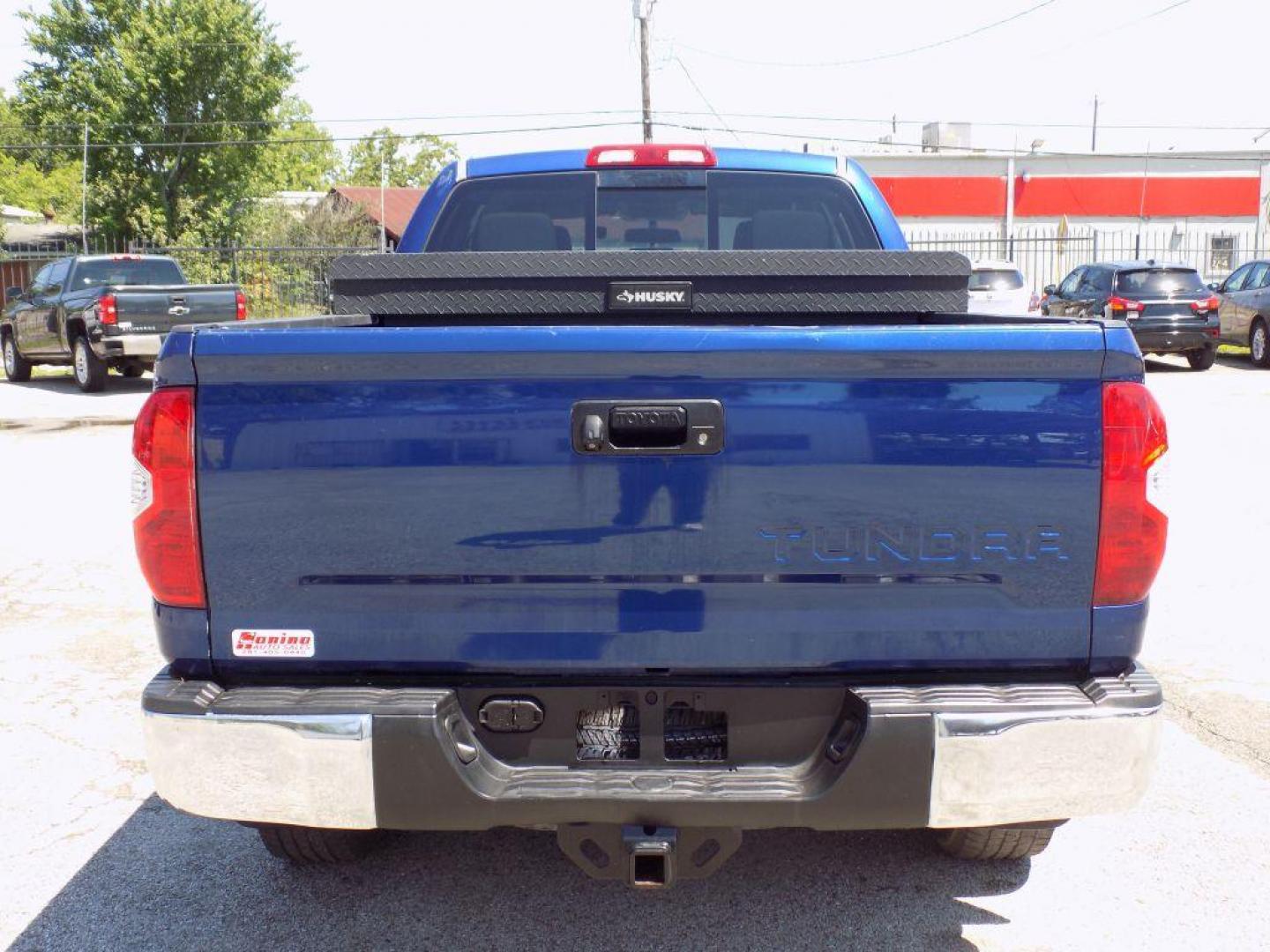 2015 BLUE TOYOTA TUNDRA DOUBLE CAB SR (5TFRM5F13FX) with an 4.6L engine, Automatic transmission, located at 830 E. Canino Rd., Houston, TX, 77037, (281) 405-0440, 38.358219, -81.729942 - Photo#4