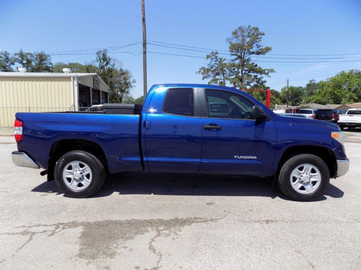 2015 BLUE TOYOTA TUNDRA DOUBLE CAB SR (5TFRM5F13FX) with an 4.6L engine, Automatic transmission, located at 830 E. Canino Rd., Houston, TX, 77037, (281) 405-0440, 38.358219, -81.729942 - Photo#6