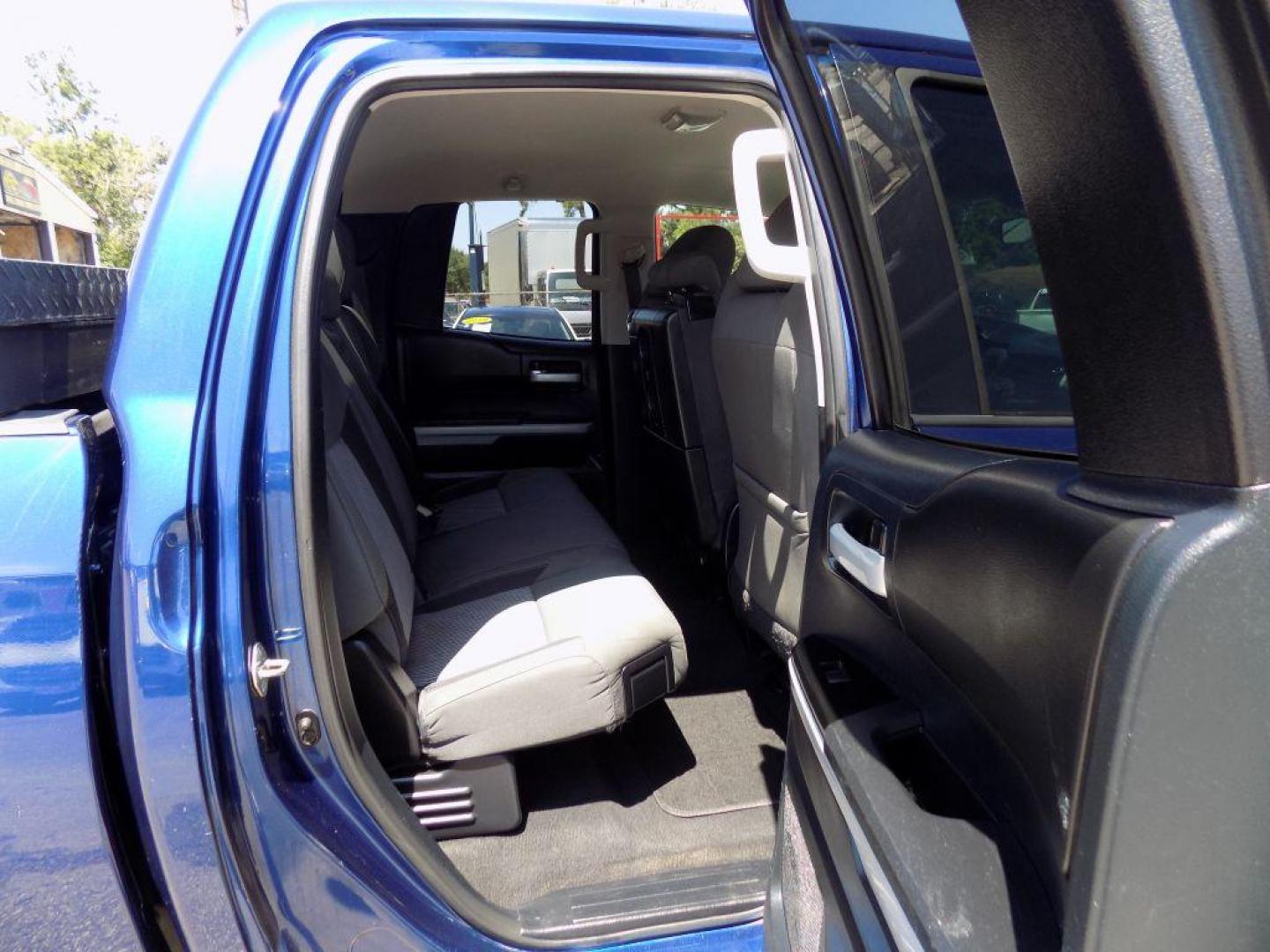 2015 BLUE TOYOTA TUNDRA DOUBLE CAB SR (5TFRM5F13FX) with an 4.6L engine, Automatic transmission, located at 830 E. Canino Rd., Houston, TX, 77037, (281) 405-0440, 38.358219, -81.729942 - Photo#10