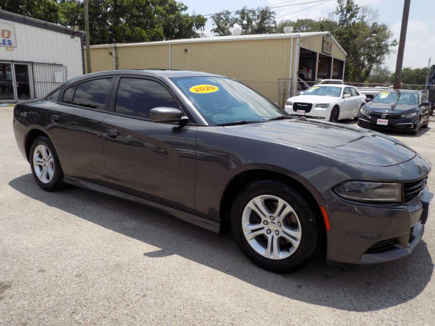 2020 GRAY DODGE CHARGER SXT (2C3CDXBG9LH) with an 3.6L engine, Automatic transmission, located at 830 E. Canino Rd., Houston, TX, 77037, (281) 405-0440, 38.358219, -81.729942 - Photo#7