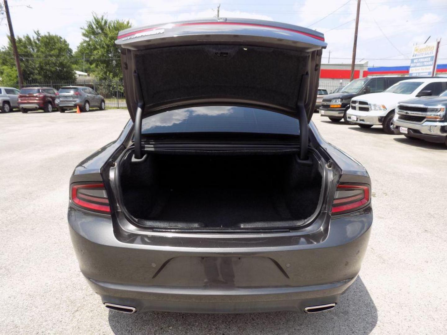 2020 GRAY DODGE CHARGER SXT (2C3CDXBG9LH) with an 3.6L engine, Automatic transmission, located at 830 E. Canino Rd., Houston, TX, 77037, (281) 405-0440, 38.358219, -81.729942 - Photo#12