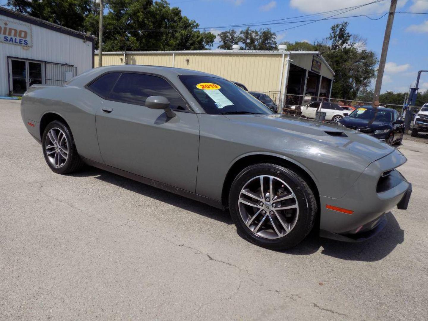 2019 GRAY DODGE CHALLENGER SXT (2C3CDZGG9KH) with an 3.6L engine, Automatic transmission, located at 830 E. Canino Rd., Houston, TX, 77037, (281) 405-0440, 38.358219, -81.729942 - Photo#7