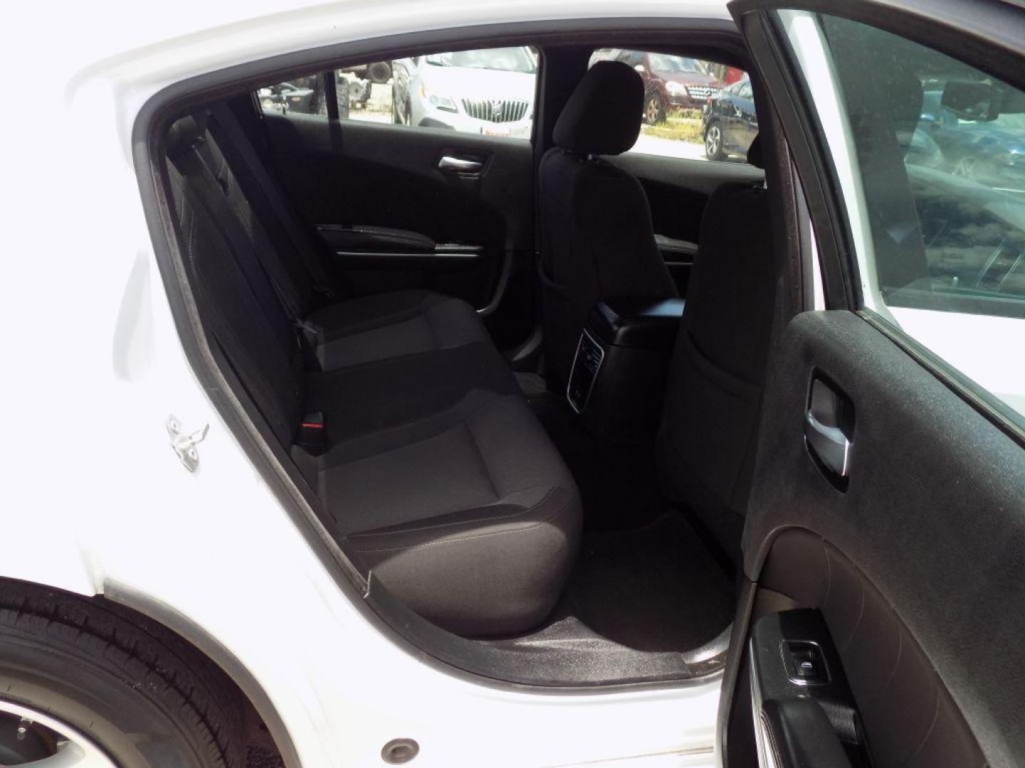 2022 WHITE DODGE CHARGER SXT (2C3CDXBG2NH) with an 3.6L engine, Automatic transmission, located at 830 E. Canino Rd., Houston, TX, 77037, (281) 405-0440, 38.358219, -81.729942 - Photo#10